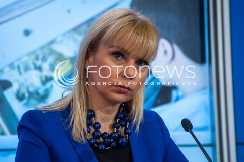  16.01.2014 WARSZAWA KONFERENCJA PRASOWA MINISTRA NAUKI I SZKOLNICTWA WYZSZEGO LENY KOLARSKIEJ BOBINSKIEJ N/Z WICEPREMIER MINISTER INFRASTRUKTURY I ROZWOJU ELZBIETA BIENKOWSKA  