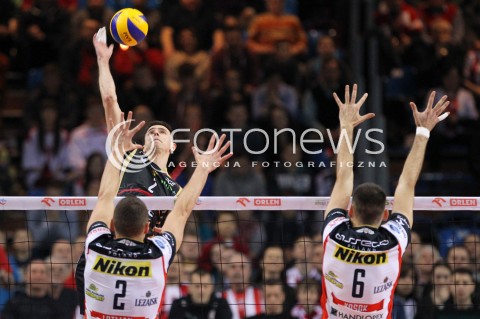  18.01.2014 RZESZOW <br />SIATKOWKA PLUS LIGA 2013/2014 MEN VOLLEYBALL POLAND POLISH PLUSLIGA LEAGUE SEASON 2013/2014 <br />MECZ ASSECO RESOVIA RZESZOW - PGE SKRA BELCHATOW <br />N/Z MARIUSZ WLAZLY PAUL LOTMAN GRZEGORZ KOSOK <br /> 