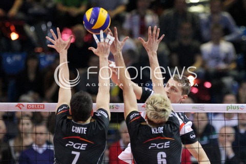  18.01.2014 RZESZOW <br />SIATKOWKA PLUS LIGA 2013/2014 MEN VOLLEYBALL POLAND POLISH PLUSLIGA LEAGUE SEASON 2013/2014 <br />MECZ ASSECO RESOVIA RZESZOW - PGE SKRA BELCHATOW <br />N/Z PIOTR NOWAKOWSKI FACUNDO CONTE KAROL KLOS <br /> 