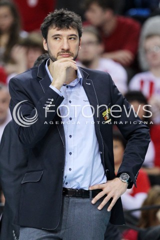  18.01.2014 RZESZOW <br />SIATKOWKA PLUS LIGA 2013/2014 MEN VOLLEYBALL POLAND POLISH PLUSLIGA LEAGUE SEASON 2013/2014 <br />MECZ ASSECO RESOVIA RZESZOW - PGE SKRA BELCHATOW <br />N/Z MIGUEL FALASCA TRENER ( HEAD COACH ) SYLWETKA <br /> 