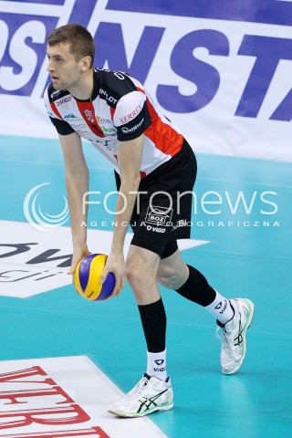  29.01.2014 RZESZOW <br />SIATKOWKA PLUS LIGA 2013/2014 MEN VOLLEYBALL POLAND POLISH PLUSLIGA LEAGUE SEASON 2013/2014 <br />MECZ ASSECO RESOVIA RZESZOW - EFFECTOR KIELCE<br />N/Z LUKASZ PERLOWSKI SYLWETKA <br /> 