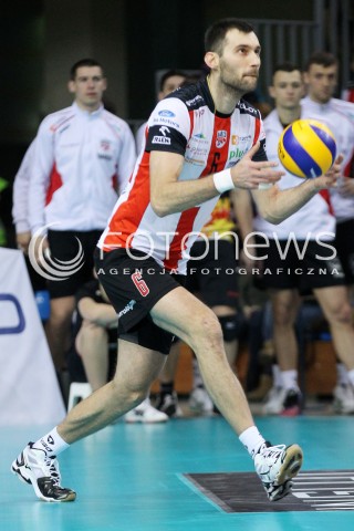  29.01.2014 RZESZOW <br />SIATKOWKA PLUS LIGA 2013/2014 MEN VOLLEYBALL POLAND POLISH PLUSLIGA LEAGUE SEASON 2013/2014 <br />MECZ ASSECO RESOVIA RZESZOW - EFFECTOR KIELCE<br />N/Z GRZEGORZ KOSOK SYLWETKA <br /> 
