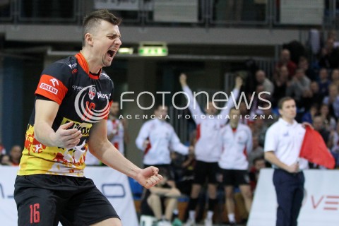  29.01.2014 RZESZOW <br />SIATKOWKA PLUS LIGA 2013/2014 MEN VOLLEYBALL POLAND POLISH PLUSLIGA LEAGUE SEASON 2013/2014 <br />MECZ ASSECO RESOVIA RZESZOW - EFFECTOR KIELCE<br />N/Z KRZYSZTOF IGNACZAK RADOSC EMOCJE SYLWETKA <br /> 