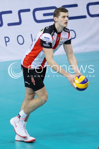  29.01.2014 RZESZOW <br />SIATKOWKA PLUS LIGA 2013/2014 MEN VOLLEYBALL POLAND POLISH PLUSLIGA LEAGUE SEASON 2013/2014 <br />MECZ ASSECO RESOVIA RZESZOW - EFFECTOR KIELCE<br />N/Z PIOTR NOWAKOWSKI SYLWETKA <br /> 