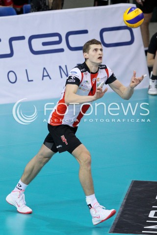 29.01.2014 RZESZOW <br />SIATKOWKA PLUS LIGA 2013/2014 MEN VOLLEYBALL POLAND POLISH PLUSLIGA LEAGUE SEASON 2013/2014 <br />MECZ ASSECO RESOVIA RZESZOW - EFFECTOR KIELCE<br />N/Z PIOTR NOWAKOWSKI SYLWETKA <br /> 