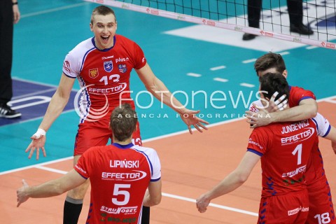  29.01.2014 RZESZOW <br />SIATKOWKA PLUS LIGA 2013/2014 MEN VOLLEYBALL POLAND POLISH PLUSLIGA LEAGUE SEASON 2013/2014 <br />MECZ ASSECO RESOVIA RZESZOW - EFFECTOR KIELCE<br />N/Z ADRIAN BUCHOWSKI PIOTR LIPINSKI SLAWOMIR JUNGIEWICZ RADOSC EMOCJE <br /> 
