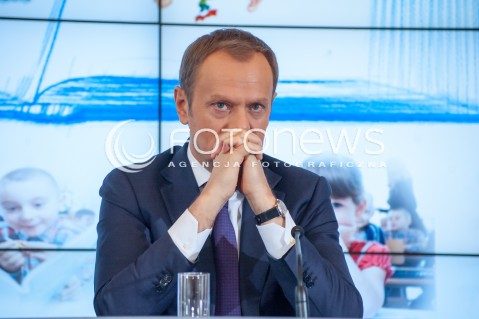  01.02.2014 WARSZAWA KONFERENCJA PRASOWA PREMIERA DONALDA TUSKA I MINISTER EDUKACJI NARODOWEJ JOANNY KLUZIK ROSTKOWSKIEJ NT PLANOW RESORTU EDUKACJI NA 2014 ROK N/Z PREMIER DONALD TUSK  