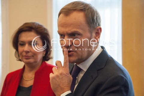 01.02.2014 WARSZAWA KONFERENCJA PRASOWA PREMIERA DONALDA TUSKA I MINISTER EDUKACJI NARODOWEJ JOANNY KLUZIK ROSTKOWSKIEJ NT PLANOW RESORTU EDUKACJI NA 2014 ROK N/Z PREMIER DONALD TUSK  