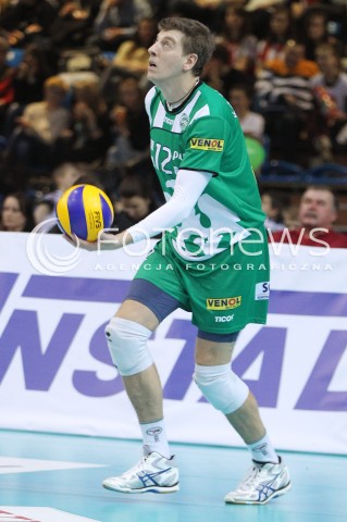  08.02.2014 RZESZOW <br />SIATKOWKA PLUS LIGA 2013/2014 MEN VOLLEYBALL POLAND POLISH PLUSLIGA LEAGUE SEASON 2013/2014 <br />MECZ ASSECO RESOVIA RZESZOW - AZS CZESTOCHOWA<br />N/Z WOJCIECH KAZMIERCZAK SYLWETKA <br /> 