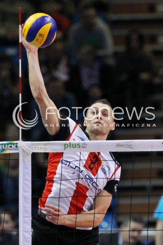  08.02.2014 RZESZOW <br />SIATKOWKA PLUS LIGA 2013/2014 MEN VOLLEYBALL POLAND POLISH PLUSLIGA LEAGUE SEASON 2013/2014 <br />MECZ ASSECO RESOVIA RZESZOW - AZS CZESTOCHOWA<br />N/Z PAUL LOTMAN SYLWETKA ATAK<br /> 