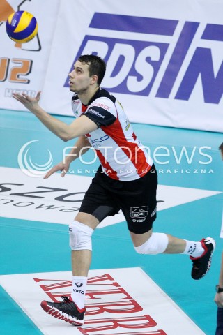  08.02.2014 RZESZOW <br />SIATKOWKA PLUS LIGA 2013/2014 MEN VOLLEYBALL POLAND POLISH PLUSLIGA LEAGUE SEASON 2013/2014 <br />MECZ ASSECO RESOVIA RZESZOW - AZS CZESTOCHOWA<br />N/Z FABIAN DRZYZGA SYLWETKA <br /> 