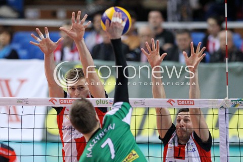  08.02.2014 RZESZOW <br />SIATKOWKA PLUS LIGA 2013/2014 MEN VOLLEYBALL POLAND POLISH PLUSLIGA LEAGUE SEASON 2013/2014 <br />MECZ ASSECO RESOVIA RZESZOW - AZS CZESTOCHOWA<br />N/Z PIOTR NOWAKOWSKI OLIEG ACHREM ALEH AKHREM <br /> 