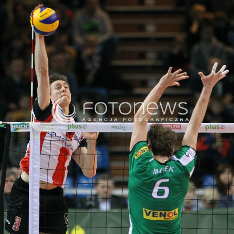  08.02.2014 RZESZOW <br />SIATKOWKA PLUS LIGA 2013/2014 MEN VOLLEYBALL POLAND POLISH PLUSLIGA LEAGUE SEASON 2013/2014 <br />MECZ ASSECO RESOVIA RZESZOW - AZS CZESTOCHOWA<br />N/Z JOCHEN SCHOPS DAWID MUREK <br /> 
