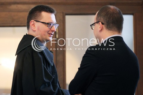  10.02.2014 RZESZOW <br />ROZPRAWA W SADZIE OKREGOWYM W RZESZOWIE DOTYCZACA DALSZEGO LOSU MARIUSZA TRYNKIEWICZA - PEDOFILA I MORDERCY Z PIOTRKOWA TRYBUNALSKIEGO<br />N/Z PELNOMOCNIK MARIUSZA TRYNKIEWICZA MECENAS MARCIN LEWANDOWSKI<br /> 