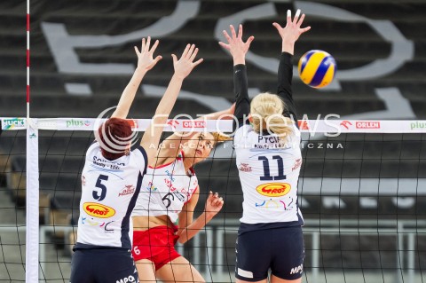  11.02.2014 LODZ SIATKOWKA ENEA CUP PUCHAR POLSKI 2013/2014 VOLLEYBALL POLISH SEASON BEEF MASTER BUDOWLANI LODZ - PGNIG NAFTA PILA N/Z MAGDALENA WAWRZYNIAK   
