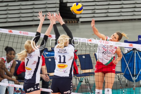  11.02.2014 LODZ SIATKOWKA ENEA CUP PUCHAR POLSKI 2013/2014 VOLLEYBALL POLISH SEASON BEEF MASTER BUDOWLANI LODZ - PGNIG NAFTA PILA N/Z MAGDALENA WAWRZYNIAK   