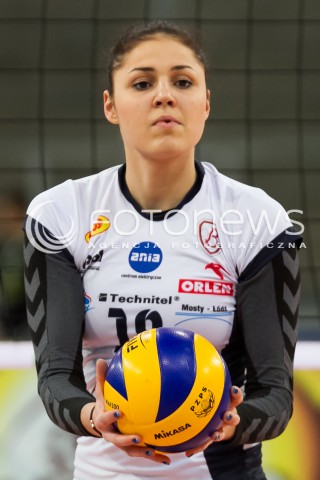  11.02.2014 LODZ SIATKOWKA ENEA CUP PUCHAR POLSKI 2013/2014 VOLLEYBALL POLISH SEASON BEEF MASTER BUDOWLANI LODZ - PGNIG NAFTA PILA N/Z ALEKSANDRA SIKORSKA SYLWETKA   