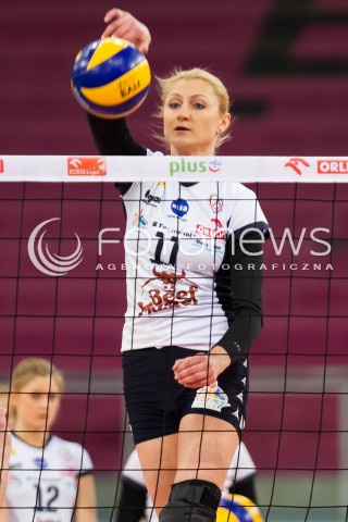  11.02.2014 LODZ SIATKOWKA ENEA CUP PUCHAR POLSKI 2013/2014 VOLLEYBALL POLISH SEASON BEEF MASTER BUDOWLANI LODZ - PGNIG NAFTA PILA N/Z SYLWIA PYCIA SYLWETKA   