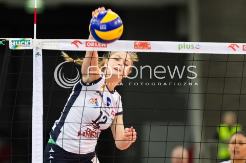  11.02.2014 LODZ SIATKOWKA ENEA CUP PUCHAR POLSKI 2013/2014 VOLLEYBALL POLISH SEASON BEEF MASTER BUDOWLANI LODZ - PGNIG NAFTA PILA N/Z MARTYNA GRAJBER SYLWETKA   
