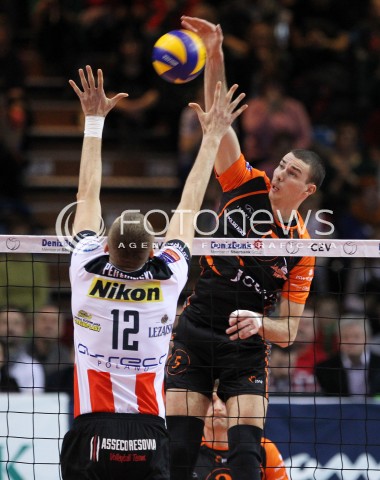  11.02.2014 RZESZOW POLAND <br />SIATKOWKA LIGA MISTRZOW MEN CEV VOLLEYBALL CHAMPIONS LEAGUE 2013/2014 MATCH<br />ASSECO RESOVIA -  JASTRZEBSKI WEGIEL <br />N/Z LUKASZ PERLOWSKI ALEN PAJENK <br /> 