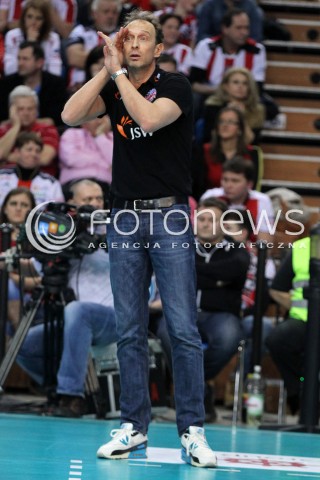  11.02.2014 RZESZOW POLAND <br />SIATKOWKA LIGA MISTRZOW MEN CEV VOLLEYBALL CHAMPIONS LEAGUE 2013/2014 MATCH<br />ASSECO RESOVIA -  JASTRZEBSKI WEGIEL <br />N/Z LORENZO BERNARDI TRENER ( HEAD COACH ) SYLWETKA <br /> 