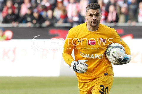  15.02.2014 KRAKOW<br />PILKA NOZNA POLSKA T-MOBILE EKSTRAKLASA SEZON 2013/2014 <br />FOOTBALL POLISH EKSTRAKLASA SEASON 2013/2014<br />CRACOVIA - ZAWISZA BYDGOSZCZ<br />N/Z MATKO PERDIJIC SYLWETKA <br /> 