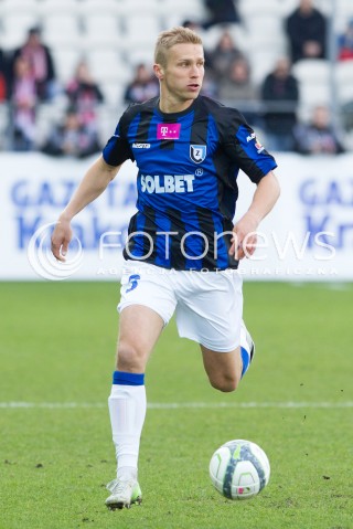  15.02.2014 KRAKOW<br />PILKA NOZNA POLSKA T-MOBILE EKSTRAKLASA SEZON 2013/2014 <br />FOOTBALL POLISH EKSTRAKLASA SEASON 2013/2014<br />CRACOVIA - ZAWISZA BYDGOSZCZ<br />N/Z IGOR LEWCZUK SYLWETKA <br /> 