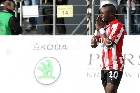  15.02.2014 KRAKOW<br />PILKA NOZNA POLSKA T-MOBILE EKSTRAKLASA SEZON 2013/2014 <br />FOOTBALL POLISH EKSTRAKLASA SEASON 2013/2014<br />CRACOVIA - ZAWISZA BYDGOSZCZ<br />N/Z SAIDI NTIBAZONKIZA ZLOSC EMOCJE PRZEGRANA PORAZKA SMUTEK<br /> 