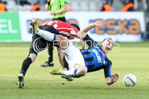  15.02.2014 KRAKOW<br />PILKA NOZNA POLSKA T-MOBILE EKSTRAKLASA SEZON 2013/2014 <br />FOOTBALL POLISH EKSTRAKLASA SEASON 2013/2014<br />CRACOVIA - ZAWISZA BYDGOSZCZ<br />N/Z SEBASTIAN DUDEK FAUL<br /> 