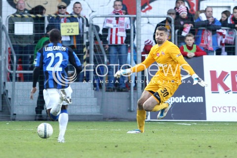  15.02.2014 KRAKOW<br />PILKA NOZNA POLSKA T-MOBILE EKSTRAKLASA SEZON 2013/2014 <br />FOOTBALL POLISH EKSTRAKLASA SEASON 2013/2014<br />CRACOVIA - ZAWISZA BYDGOSZCZ<br />N/Z MATKO PERDIJIC PARADA OBRONA LUIS CARLOS <br /> 