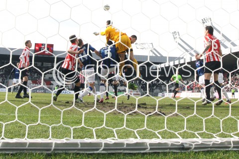  15.02.2014 KRAKOW<br />PILKA NOZNA POLSKA T-MOBILE EKSTRAKLASA SEZON 2013/2014 <br />FOOTBALL POLISH EKSTRAKLASA SEASON 2013/2014<br />CRACOVIA - ZAWISZA BYDGOSZCZ<br />N/Z MATKO PERDIJIC KAMIL DRYGAS BERNARDO VASCONCELOS MATEUSZ ZYTKO <br /> 