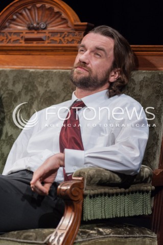  17.02.2014 WARSZAWA <br />SPEKTAKL ICH CZWORO W TEATRZE POLONIA<br />N/Z TOMASZ KOT<br /> 