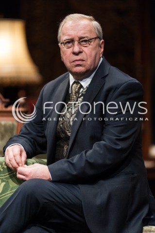  17.02.2014 WARSZAWA <br />SPEKTAKL ICH CZWORO W TEATRZE POLONIA<br />N/Z JERZY STUHR<br /> 