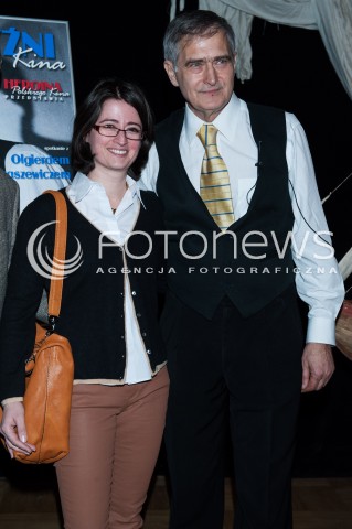  17.02.2014 WARSZAWA <br />MEZCZYZNI MOJEGO KINA OLGIERD LUKASZEWICZ<br />N/Z OLGIERD LUKASZEWICZ WRAZ Z CORKA<br /> 