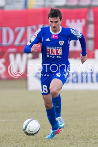  22.02.2014 LODZ PILKA NOZNA POLSKA T-MOBILE EKSTRAKLASA SEZON 2013/2014 FOOTBALL POLISH EKSTRAKLASA SEASON 2013/2014 WIDZEW LODZ - PIAST GLIWICE N/Z MATEJ IZVOLT SYLWETKA   
