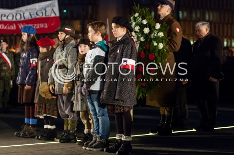  01.03.2014 WARSZAWA OBCHODY NARODOWEGO DNIA PAMIECI ZOLNIERZY WYKLETYCH W WARSZAWIE Z UDZIALEM JAROSLAWA KACZYNSKIEGO N/Z PREZES PIS JAROSLAW KACZYNSKI SKLADA WIENCE POD GROBEM NIEZNANEGO ZOLNIERZA  
