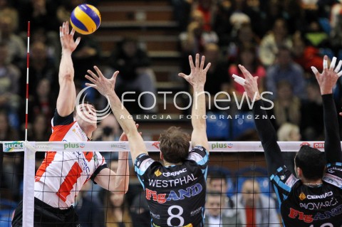  01.03.2014 RZESZOW <br />SIATKOWKA PLUS LIGA 2013/2014 MEN VOLLEYBALL POLAND POLISH PLUSLIGA LEAGUE SEASON 2013/2014 <br />MECZ ASSECO RESOVIA RZESZOW - CZARNI RADOM<br />N/Z DAWID KONARSKI DIRK WESTPHAL <br /> 