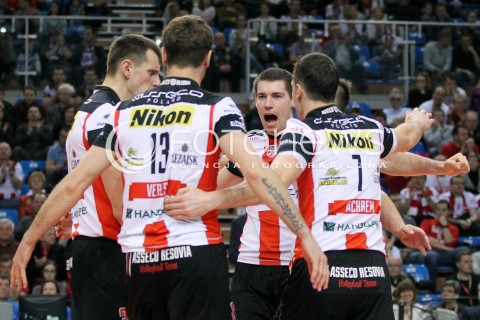  01.03.2014 RZESZOW <br />SIATKOWKA PLUS LIGA 2013/2014 MEN VOLLEYBALL POLAND POLISH PLUSLIGA LEAGUE SEASON 2013/2014 <br />MECZ ASSECO RESOVIA RZESZOW - CZARNI RADOM<br />N/Z DAWID KONARSKI WOJCIECH GRZYB RADOSC EMOCJE <br /> 