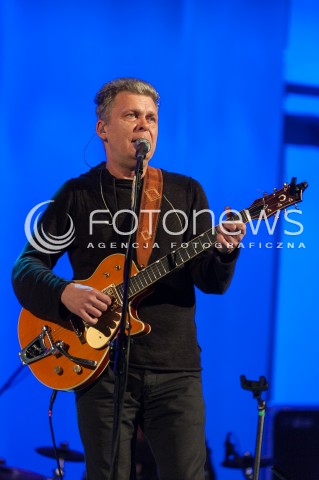  01.03.2014 WARSZAWA <br />KONCERT RAZ DWA TRZY SYMFONICZNIE W SALI KONGRESOWEJ<br />N/Z ADAM NOWAK<br /> 