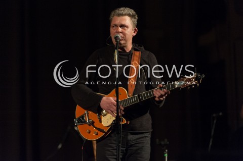  01.03.2014 WARSZAWA <br />KONCERT RAZ DWA TRZY SYMFONICZNIE W SALI KONGRESOWEJ<br />N/Z ADAM NOWAK<br /> 