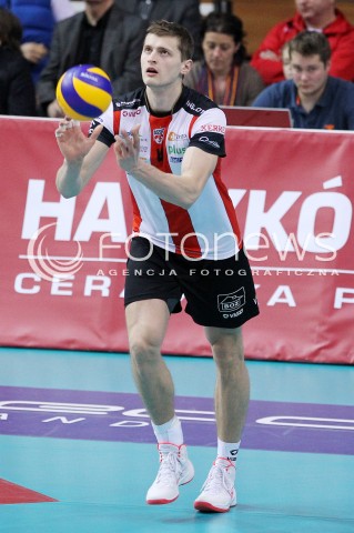  08.03.2014 RZESZOW <br />SIATKOWKA PLUS LIGA 2013/2014 MEN VOLLEYBALL POLAND POLISH PLUSLIGA LEAGUE SEASON 2013/2014 <br />MECZ ASSECO RESOVIA RZESZOW - EFFECTOR KIELCE <br />N/Z PIOTR NOWAKOWSKI SYLWETKA <br /> 