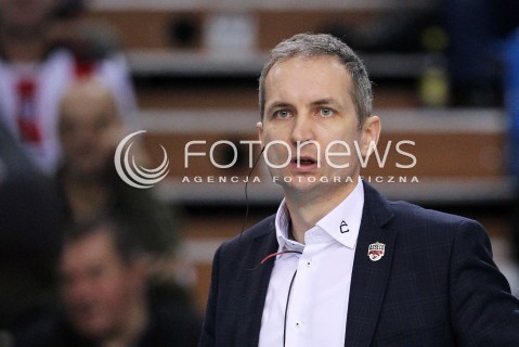  08.03.2014 RZESZOW <br />SIATKOWKA PLUS LIGA 2013/2014 MEN VOLLEYBALL POLAND POLISH PLUSLIGA LEAGUE SEASON 2013/2014 <br />MECZ ASSECO RESOVIA RZESZOW - EFFECTOR KIELCE <br />N/Z ANDRZEJ KOWAL TRENER ( HEAD COACH ) SYLWETKA <br /> 