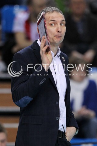  08.03.2014 RZESZOW <br />SIATKOWKA PLUS LIGA 2013/2014 MEN VOLLEYBALL POLAND POLISH PLUSLIGA LEAGUE SEASON 2013/2014 <br />MECZ ASSECO RESOVIA RZESZOW - EFFECTOR KIELCE <br />N/Z ANDRZEJ KOWAL TRENER ( HEAD COACH ) SYLWETKA <br /> 