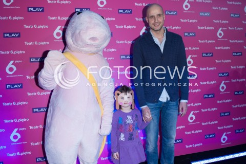  08.03.2014 WARSZAWA<br />PREMIERA BROMBA W SIECI W TEATRZE 6 PIETRO<br />N/Z ROBERT KOSZUCKI CORKA DZIECKO<br /> 