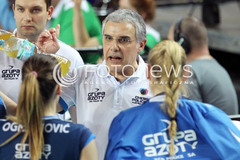  09.03.2014 OSTROWIEC SWIETOKRZYSKI<br />SIATKOWKA<br />FINAL PUCHARU POLSKI W PILCE SIATKOWEJ KOBIET ENEA CUP 2014 <br />MECZ FINALOWY CHEMIK POLICE - POLSKI CUKIER MUSZYNIANKA FAKRO BANK BPS MUSZYNA<br />N/Z GIUSEPPE CUCCARINI TRENER ( HEAD COACH ) <br /> 