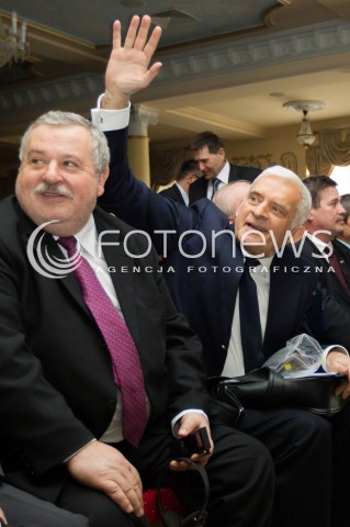  15.03.2014 JASIONKA<br />KONFERENCJA CWIERCWIECZE WOLNOSCI - WIES SRODKOWOEUROPEJSKA PO UPADKU KOMUNIZMU<br />N/Z JERZY BUZEK (P) I ARTUR BAZALS BYLY MINISTER ROLNICTWA (L)<br /> 
