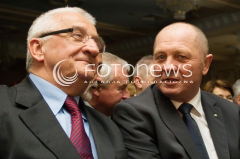  15.03.2014 JASIONKA<br />KONFERENCJA CWIERCWIECZE WOLNOSCI - WIES SRODKOWOEUROPEJSKA PO UPADKU KOMUNIZMU<br />N/Z MAREK SAWICKI NOWY MINISTER ROLNICTWA (P) I ADAM TANSKI BYLY MINISTER ROLNICTWA (L)<br /> 