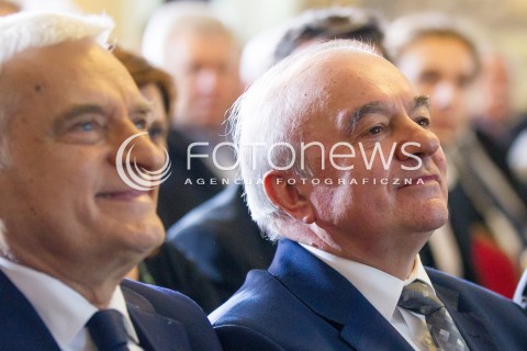  15.03.2014 JASIONKA<br />KONFERENCJA CWIERCWIECZE WOLNOSCI - WIES SRODKOWOEUROPEJSKA PO UPADKU KOMUNIZMU<br />N/Z JERZY BUZEK (L) I I STANISLAW KALEMBA ZDYMISJONOWANY MINISTER ROLNICTWA (P)<br /> 