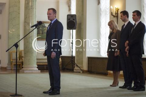  17.03.2014 WARSZAWA POWOLANIE MARKA SAWICKIEGO NA MINISTRA ROLNICTWA I ROZWOJU WSI N/Z PREMIER RP DONALD TUSK ELZBIETA BIENKOWSKA MINISTER INFRANSTRUKTURY I ROZWOJU WLADYSLAW KOSINIAK KAMYSZ MINISTER PRACY I POLITYKI SPOLECZNEJ MATEUSZ SZCZUREK MINISTER FINANSOW  