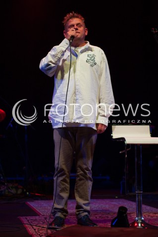  18.03.2014 WARSZAWA <br />
KONCERT KULT UNPLUGGED W SALI KONGRESOWEJ<br />
N/Z KAZIK STASZEWSKI<br />
 